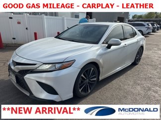 Used 2019 Toyota Camry XSE image 1