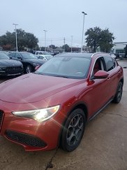 Used 2018 Alfa Romeo Stelvio Ti image 1