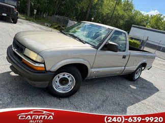 Used 2002 Chevrolet S10 Pickup 2WD Regular Cab image 1