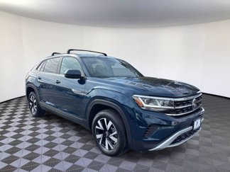Used 2022 Volkswagen Atlas Cross Sport SE image 1