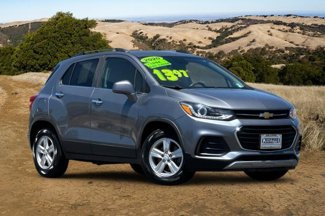 Used 2020 Chevrolet Trax LT w/ LT Convenience Package image 1