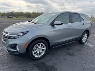Used 2023 Chevrolet Equinox LT image 1