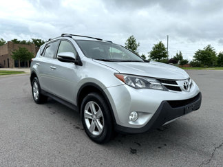 Used 2013 Toyota RAV4 XLE image 1