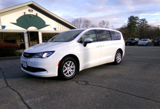 Used 2021 Chrysler Voyager LX image 1