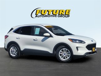 Certified 2020 Ford Escape SE image 1
