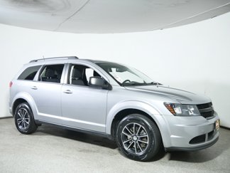Used 2017 Dodge Journey SE w/ Flexible Seating Group image 1