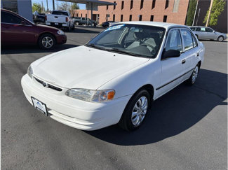 Used 2000 Toyota Corolla CE image 1
