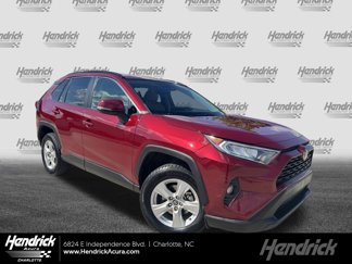 Used 2021 Toyota RAV4 XLE image 1
