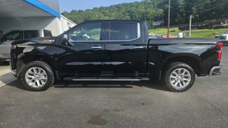 Used 2021 Chevrolet Silverado 1500 LTZ image 1