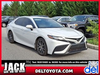 Certified 2022 Toyota Camry SE image 1