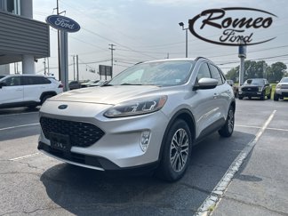 Used 2020 Ford Escape SEL image 1