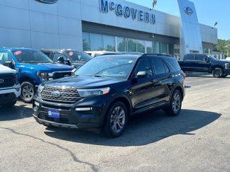 Used 2021 Ford Explorer XLT image 1