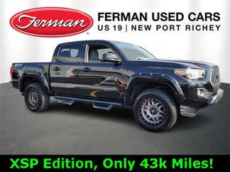 Used 2017 Toyota Tacoma SR5 image 1
