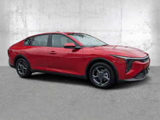 New 2025 Kia K4 LXS image 1