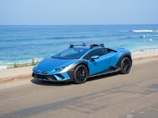 Used 2024 Lamborghini Huracan Sterrato image 1