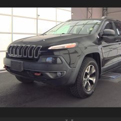 Used 2015 Jeep Cherokee Trailhawk w/ Comfort/Convenience Group image 1