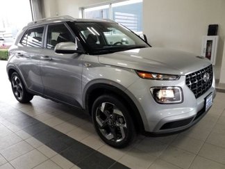 New 2025 Hyundai Venue SEL image 1