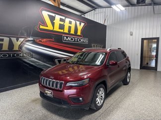 Used 2019 Jeep Cherokee Latitude w/ Popular Appearance Group image 1