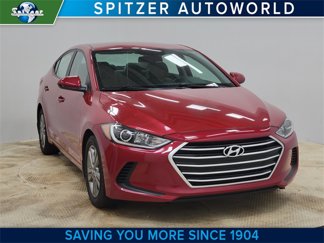 Used 2017 Hyundai Elantra SE image 1