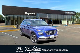 New 2025 Hyundai Venue SEL image 1