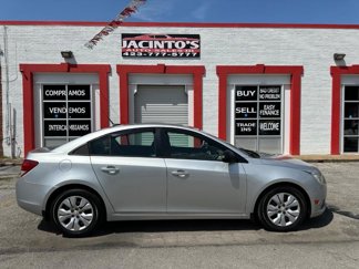 Used 2013 Chevrolet Cruze LS image 1