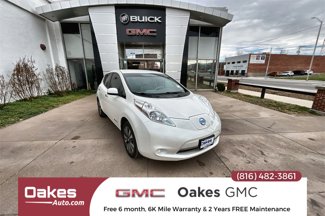 Used 2017 Nissan Leaf SV image 1