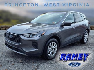 Used 2024 Ford Escape Active image 1