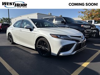 Used 2023 Toyota Camry XSE image 1