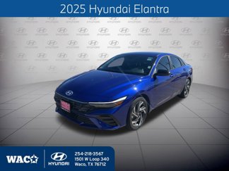 Used 2025 Hyundai Elantra Sport image 1