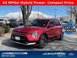 Used 2024 Kia Niro SX Touring image 1