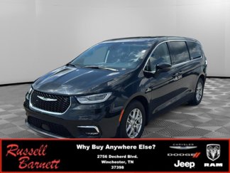 Used 2023 Chrysler Pacifica Touring-L image 1