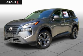 Used 2024 Nissan Rogue SV image 1