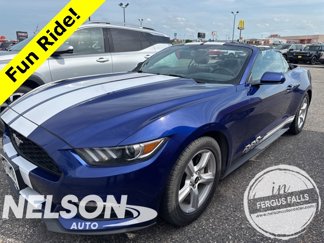 Used 2016 Ford Mustang Convertible image 1