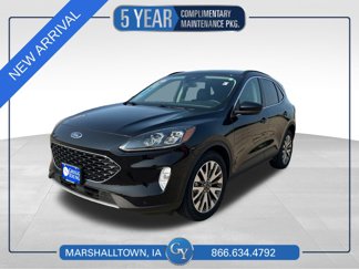 Used 2021 Ford Escape Titanium image 1