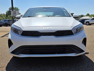 Used 2023 Kia Forte LXS video 2
