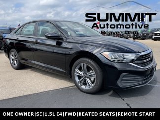 Used 2024 Volkswagen Jetta SE image 1