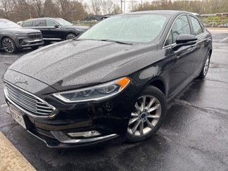 Used 2017 Ford Fusion SE w/ Fusion SE Technology Package image 1