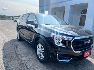Used 2024 GMC Terrain SLE image 1
