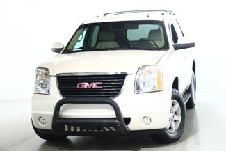 Used 2013 GMC Yukon SLT w/ SLT-2 Equipment Package image 1