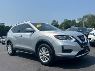 Used 2019 Nissan Rogue S image 1