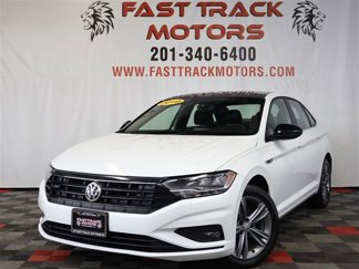 Used 2019 Volkswagen Jetta R-Line w/ R-Line Cold Weather Package image 1