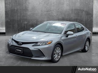 Used 2023 Toyota Camry LE image 1
