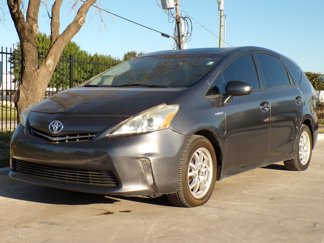 Used 2013 Toyota Prius V image 1