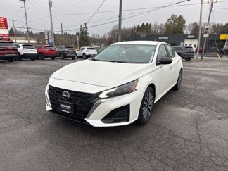 Used 2025 Nissan Altima 2.5 SV image 1