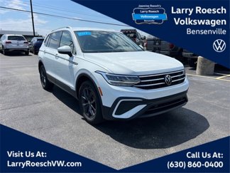 Certified 2022 Volkswagen Tiguan SE image 1