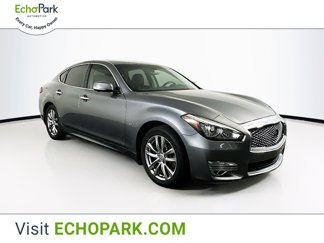 Used 2015 INFINITI Q70 3.7 image 1