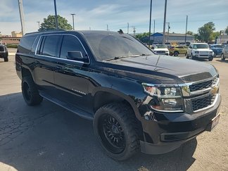 Used 2019 Chevrolet Suburban LT image 1