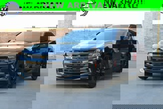 Used 2018 Chevrolet Camaro LT image 1