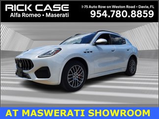 Used 2023 Maserati Grecale GT image 1