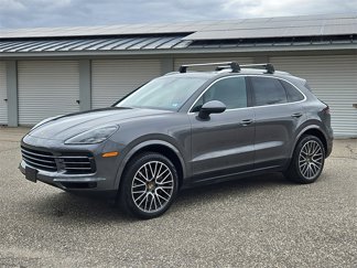 Used 2021 Porsche Cayenne S image 1